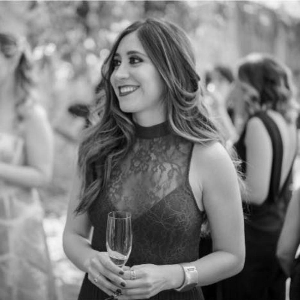 Meet your Posher, Daniela